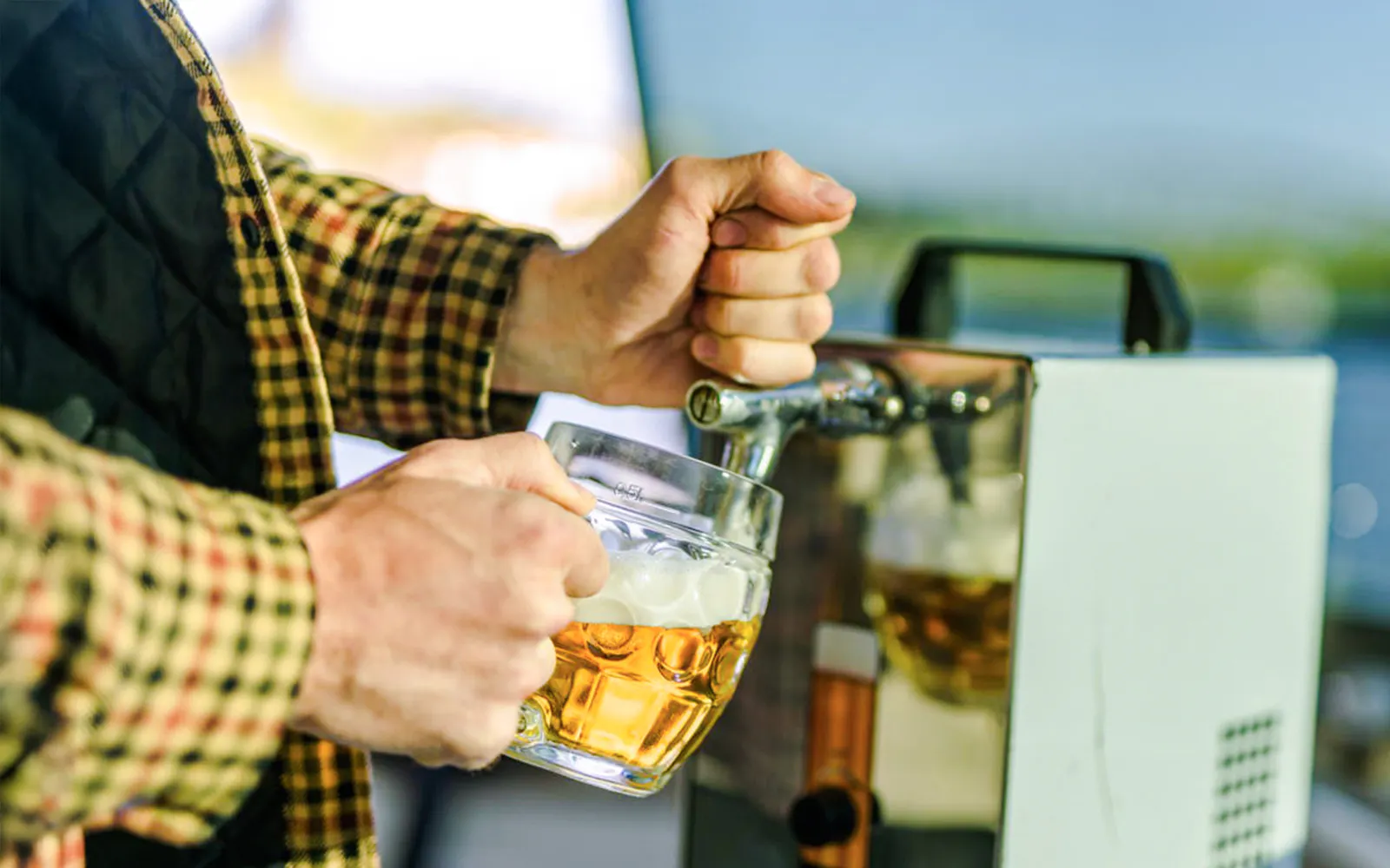 프라하 비어 보트 투어 (무제한 맥주 포함)