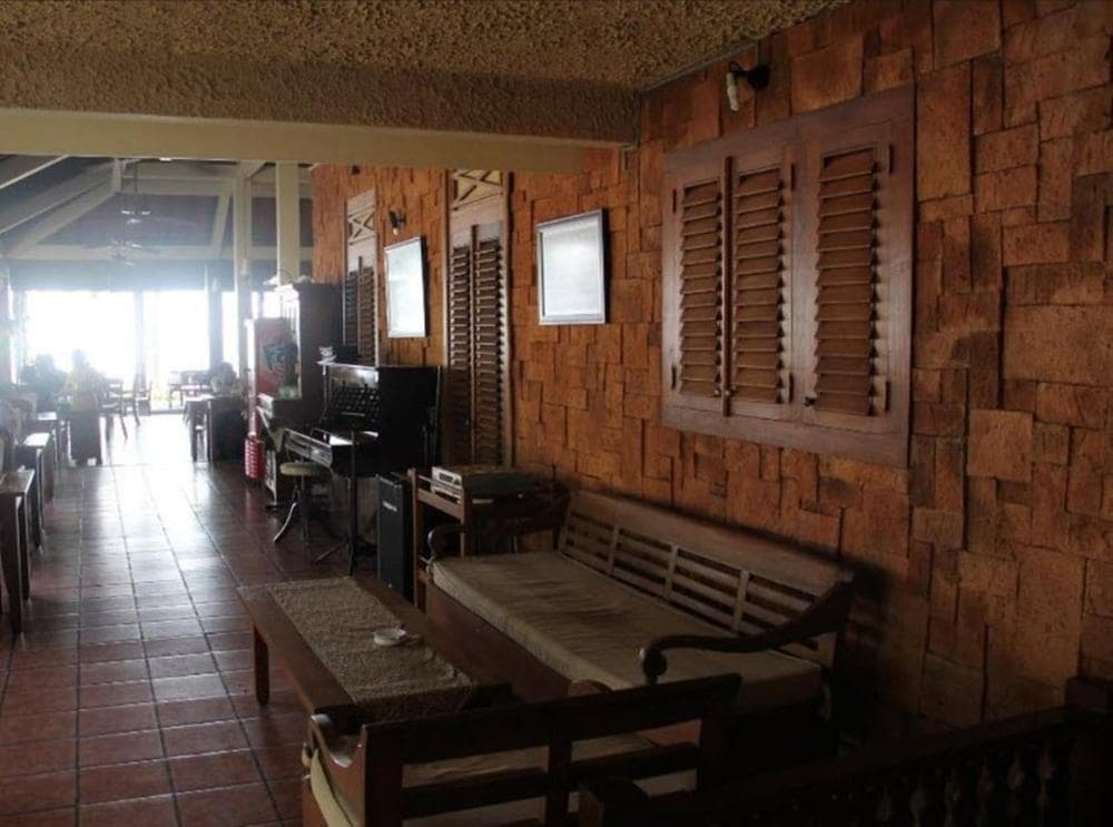 BESAKIH BEACH RESORT BALI