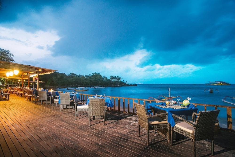 Bay Shore Huts Lembongan