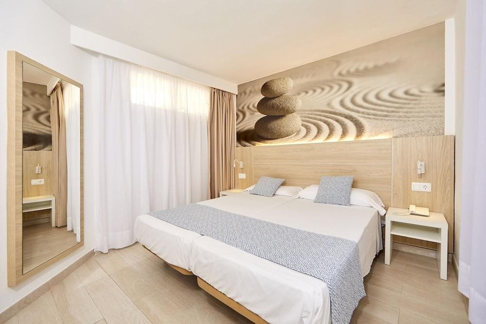 Sun Beach Apts.