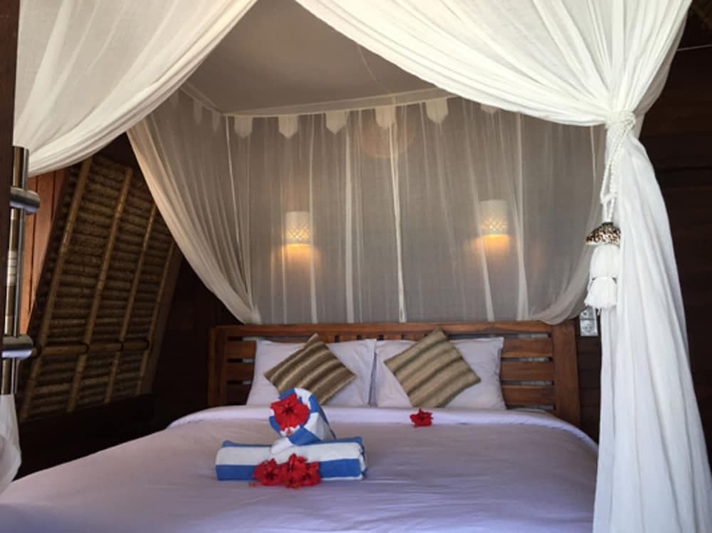 Dream Beach Huts - CHSE Certified