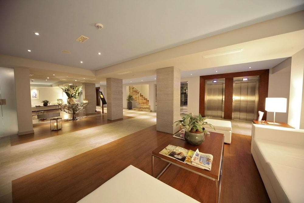 Marins Playa Suites