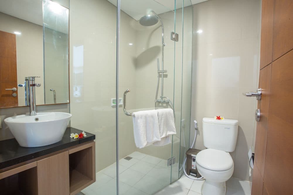 Hotel Sinar Bali Legian by ZUZU