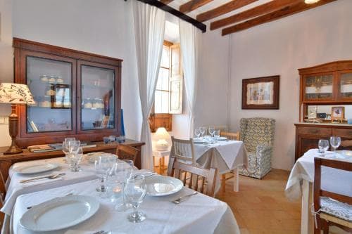Can Busquets - Hotel d'Interior