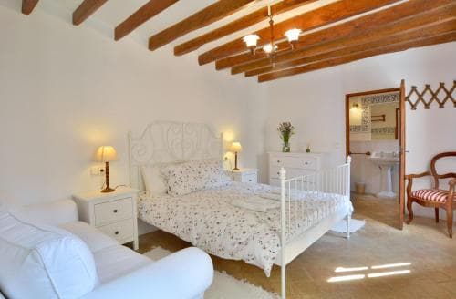 Can Busquets - Hotel d'Interior