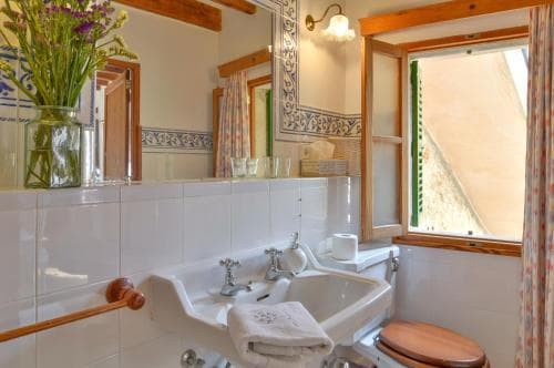 Can Busquets - Hotel d'Interior