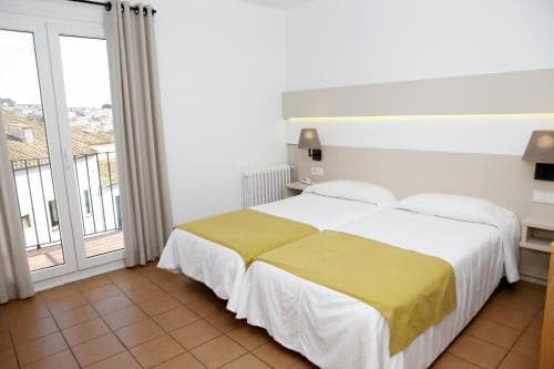 HOTEL UBALDO