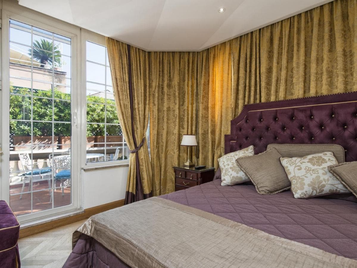THE BRITANNIA HOTEL