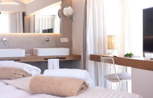 Ynaira Hotel & Spa