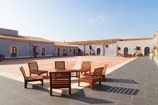Casal Di Noto Resort