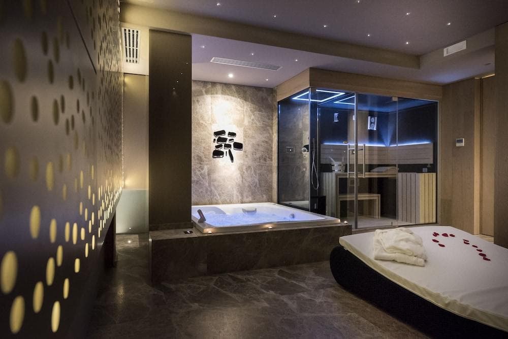 PIETRE NERE RESORT & SPA