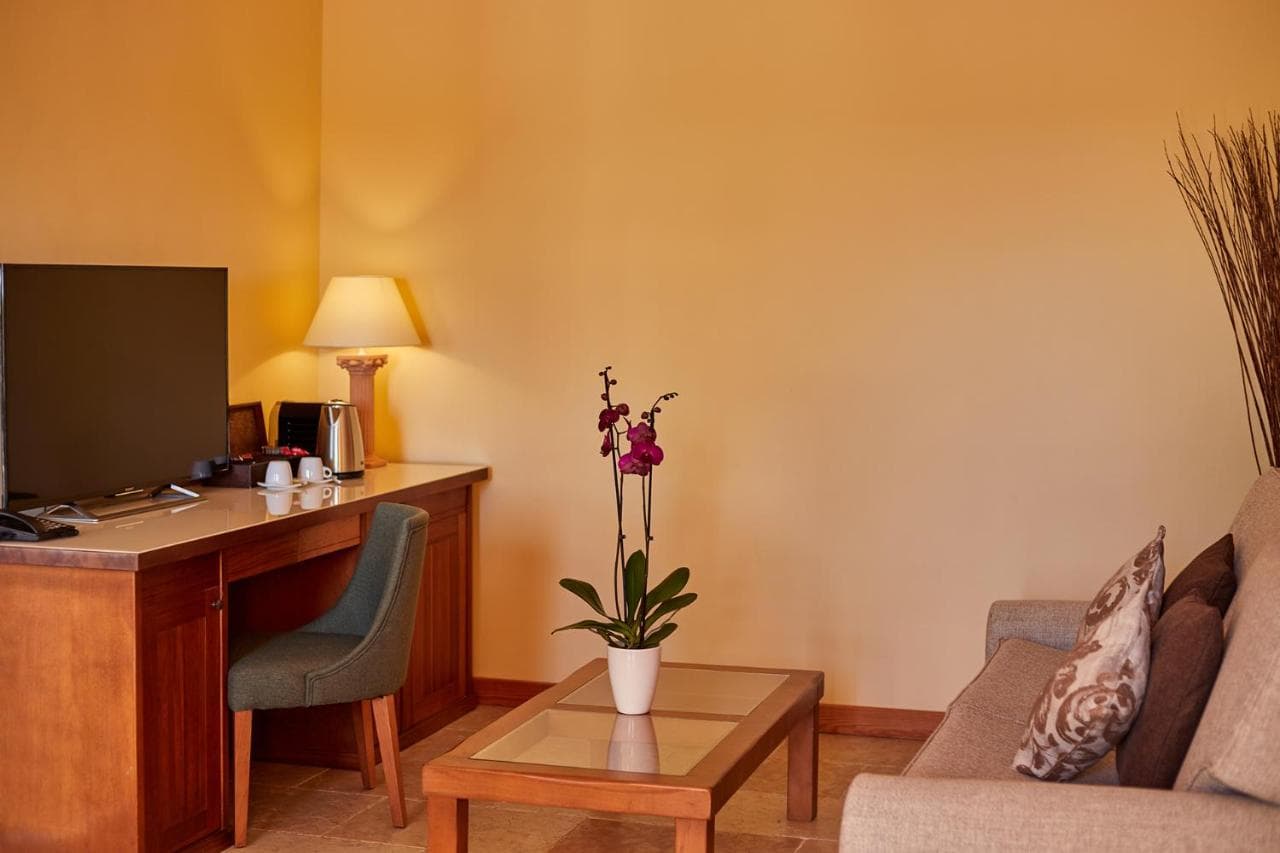 Pula Suites Boutique Resort