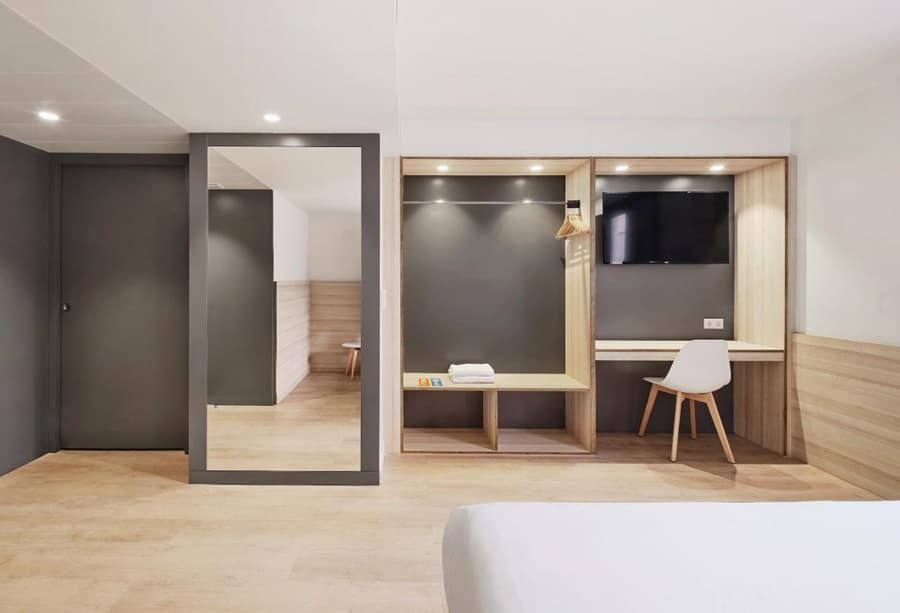 HOSTAL LAMI