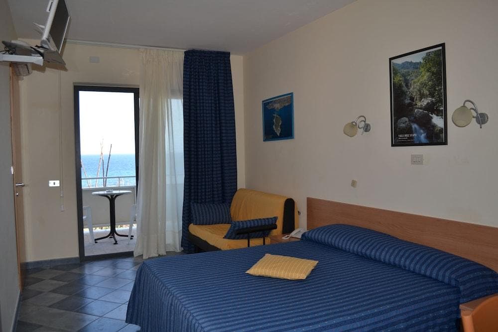 HOTEL RISTORANTE JONIC
