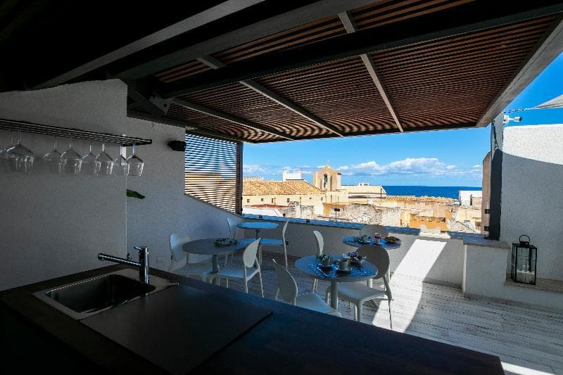 Azzoli Trapani Apartments & Skypool - Adults Only