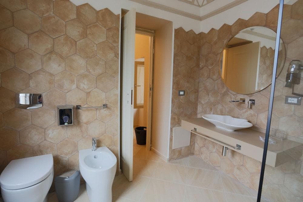 Maecò Ortigia B&B