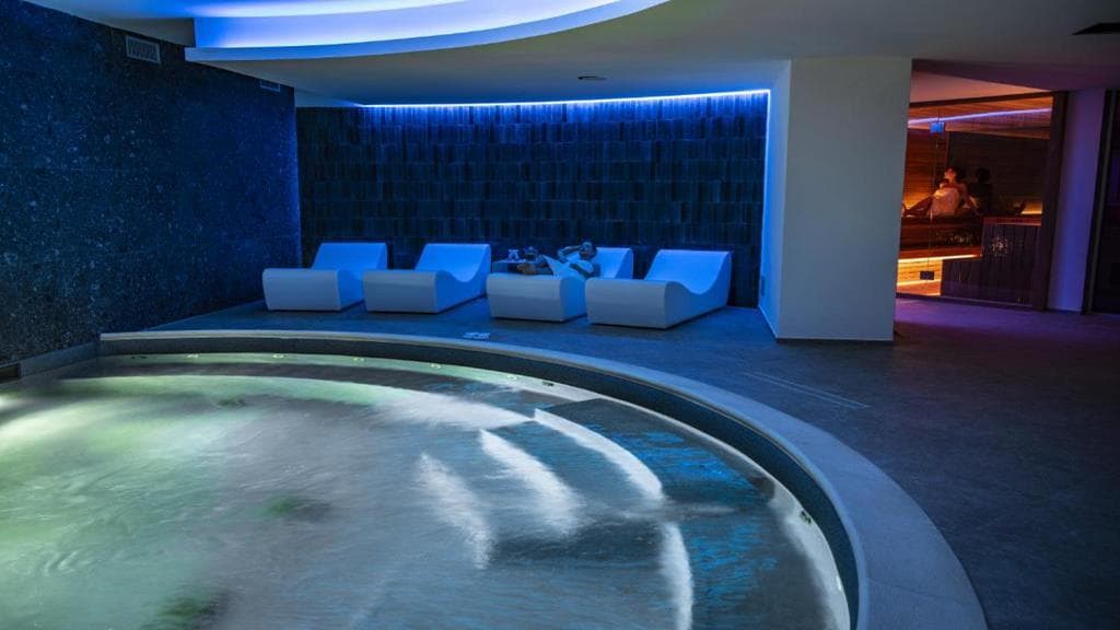 Resort La Battigia Beach And Spa