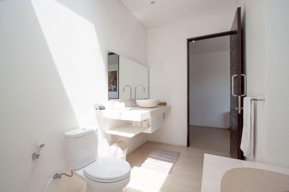 Skye Dee Villa