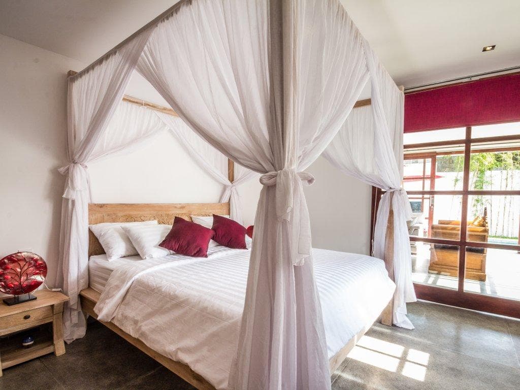 Villa Bewa by Villa Finder