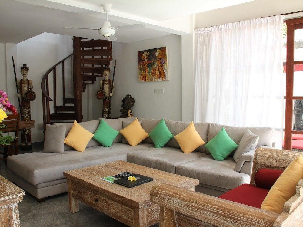 Villa Bewa by Villa Finder