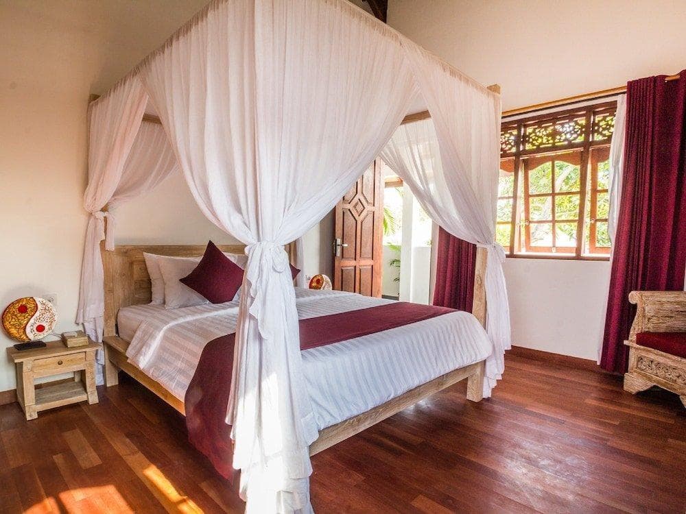 Villa Bewa by Villa Finder