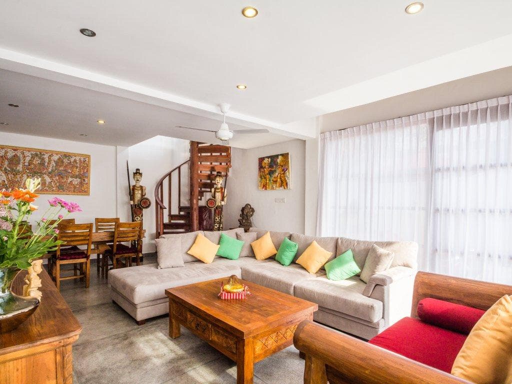Villa Bewa by Villa Finder