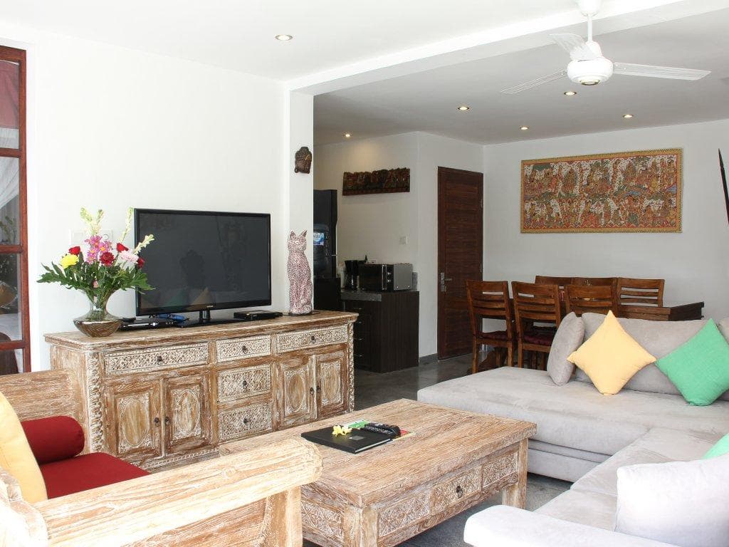 Villa Bewa by Villa Finder