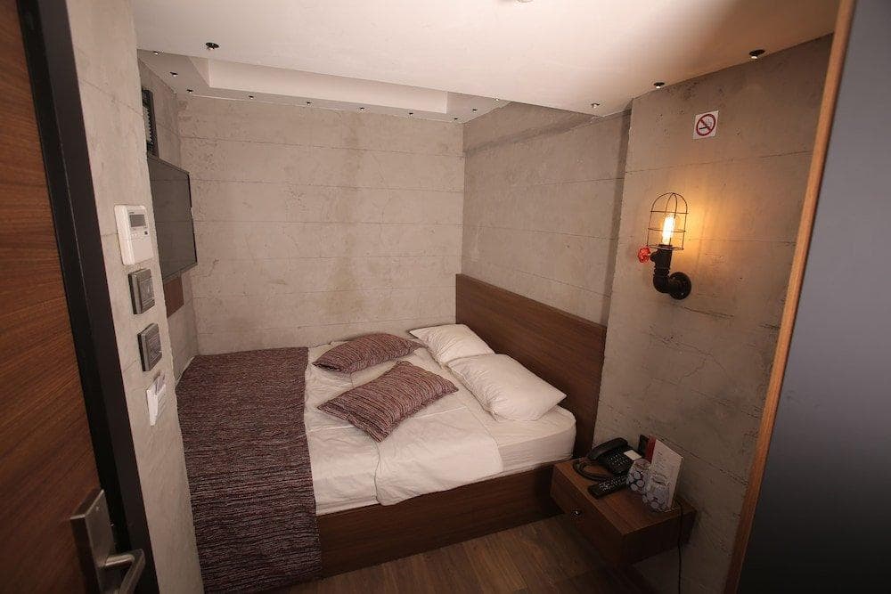 Elibol Hotel