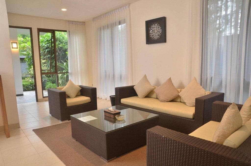 Breeze Blows City View 5 Br Heated Pool and a Billiard
