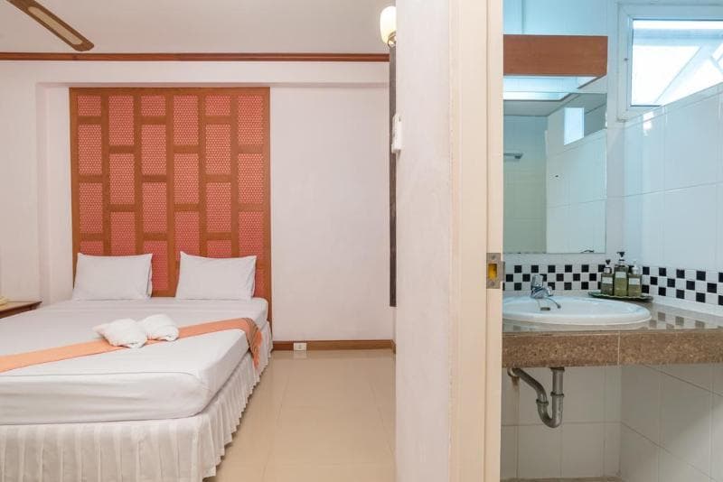 New Siam III Guest House
