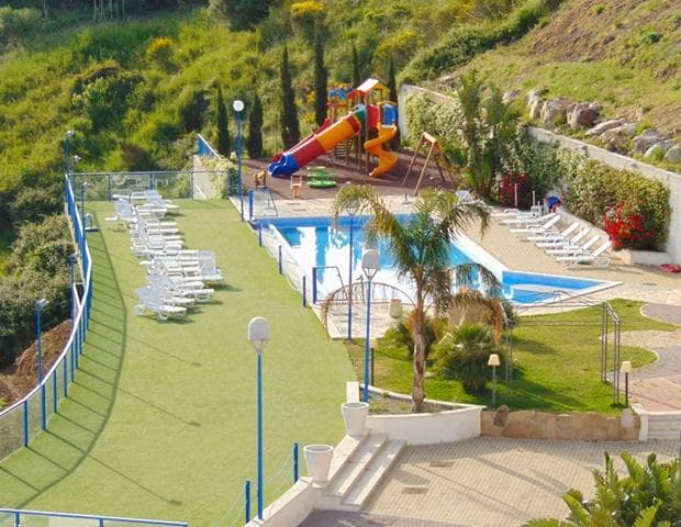 Tus' Hotel