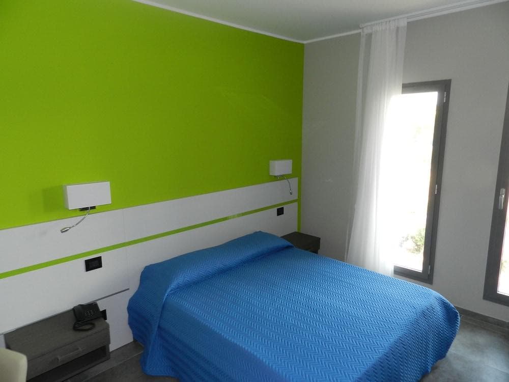 ERASMUS HOTEL
