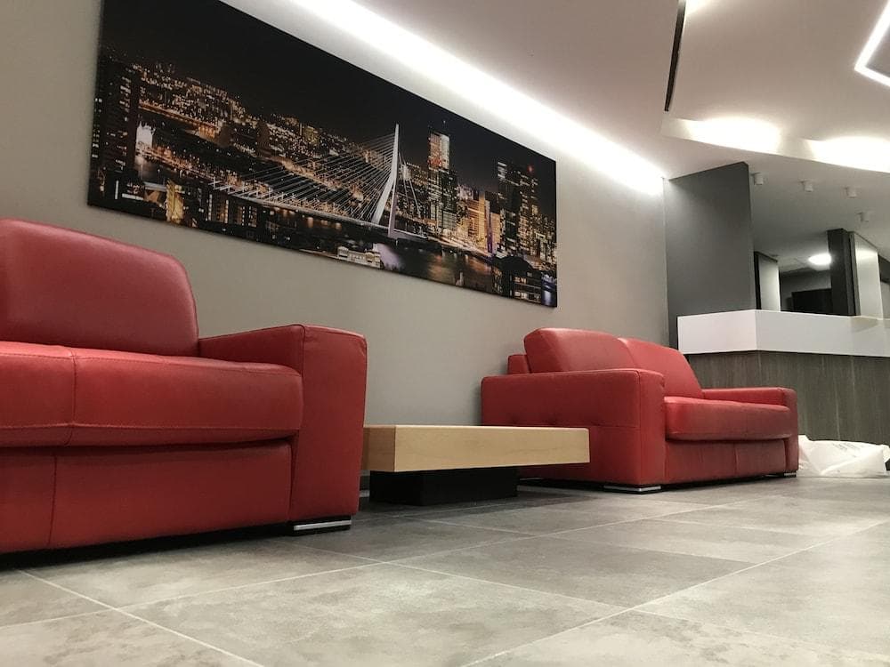 ERASMUS HOTEL