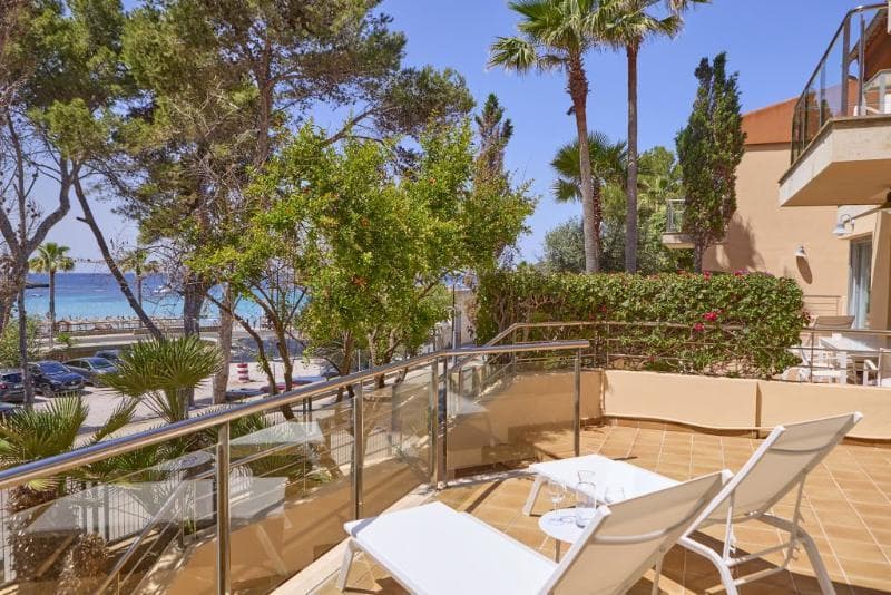 UNIVERSAL AQUAMARIN BEACH HOUSES
