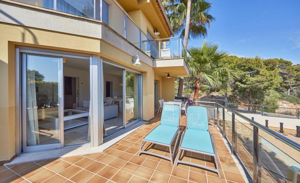 UNIVERSAL AQUAMARIN BEACH HOUSES