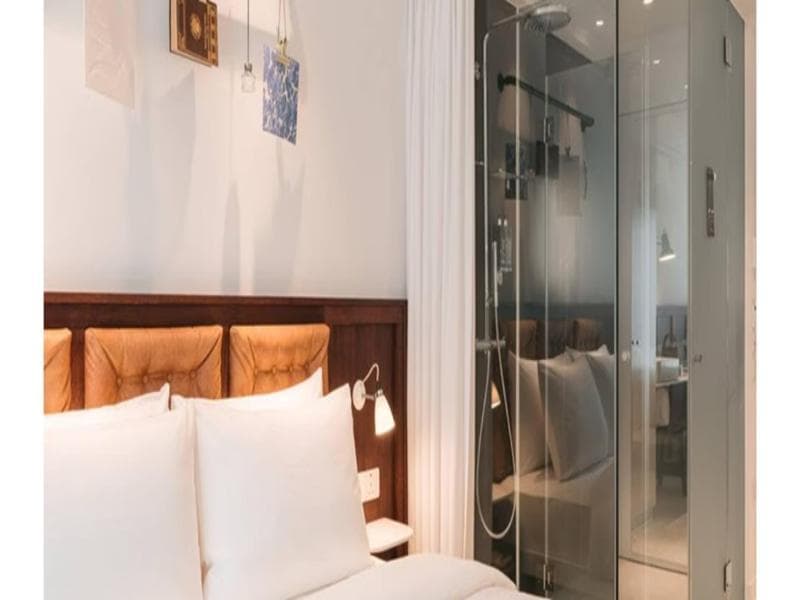 Ruby Stella Hotel London by IHG