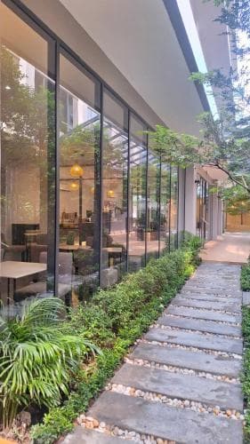 35 Bow Hotel