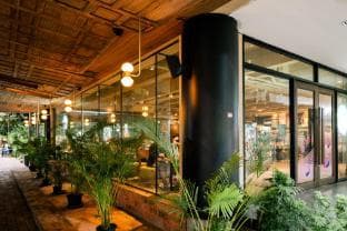 515 VICTORY Hotel