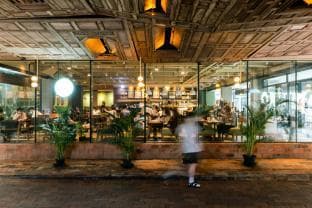 515 VICTORY Hotel