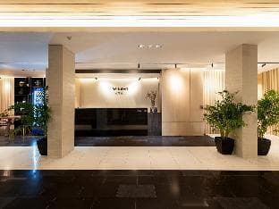 Lee Nova Hotel