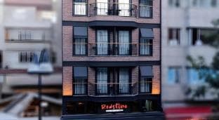Red Stone Hotel