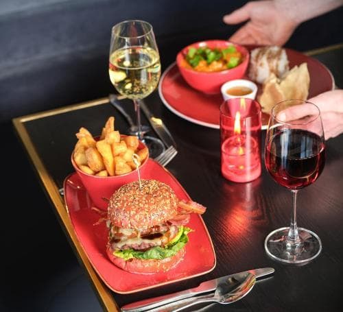 Radisson RED London Gatwick Airport