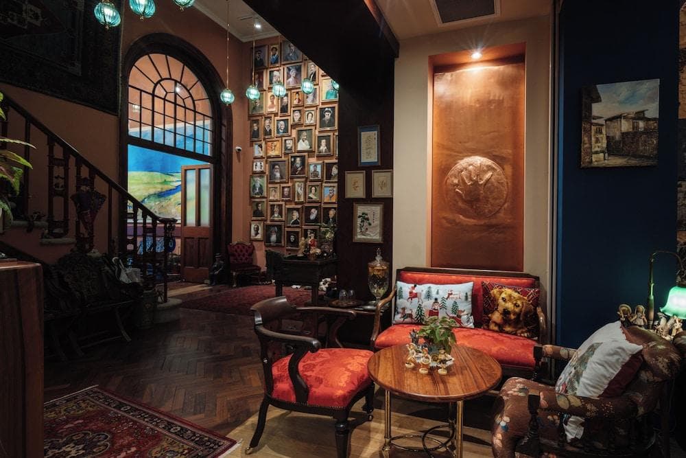 LIMEHOUSE LIBRARY HOTEL