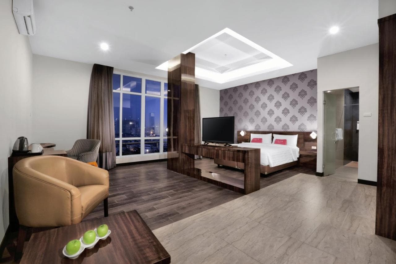 FAVEHOTEL S.PARMAN, MEDAN