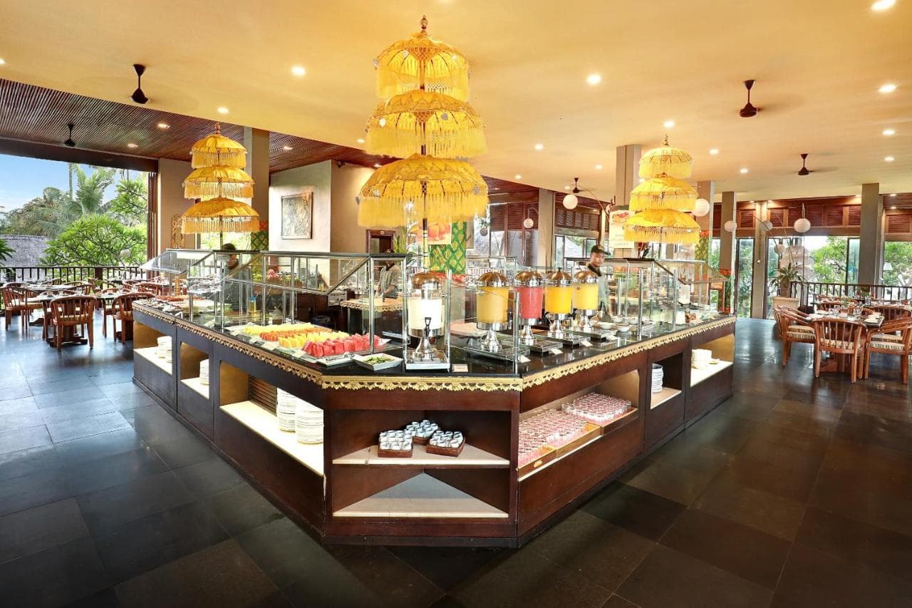 LEGIAN BEACH HOTEL