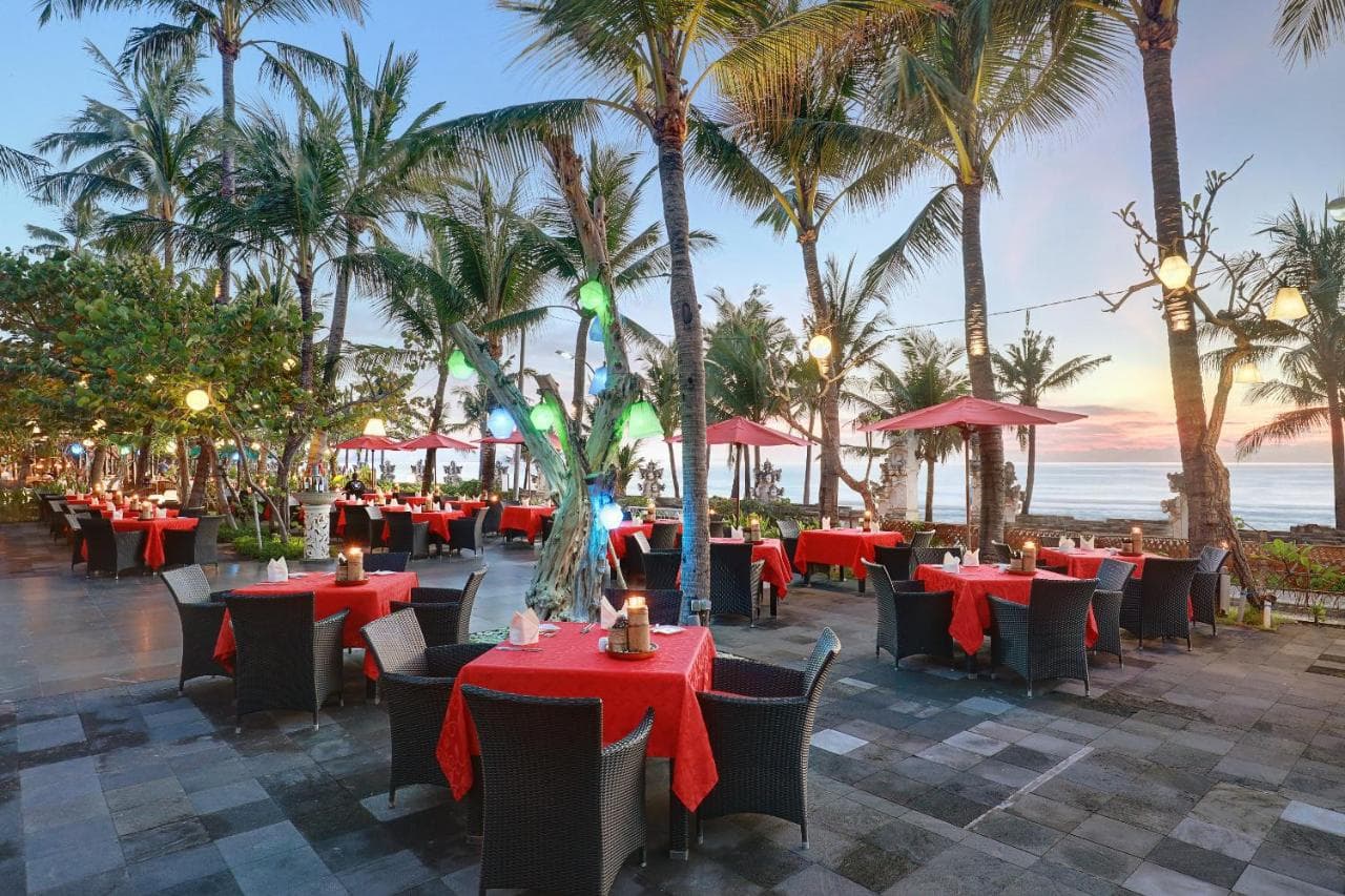 LEGIAN BEACH HOTEL