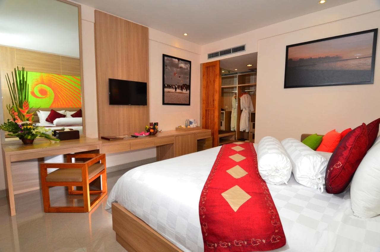 INNA SINDHU BEACH HTL & RESORT