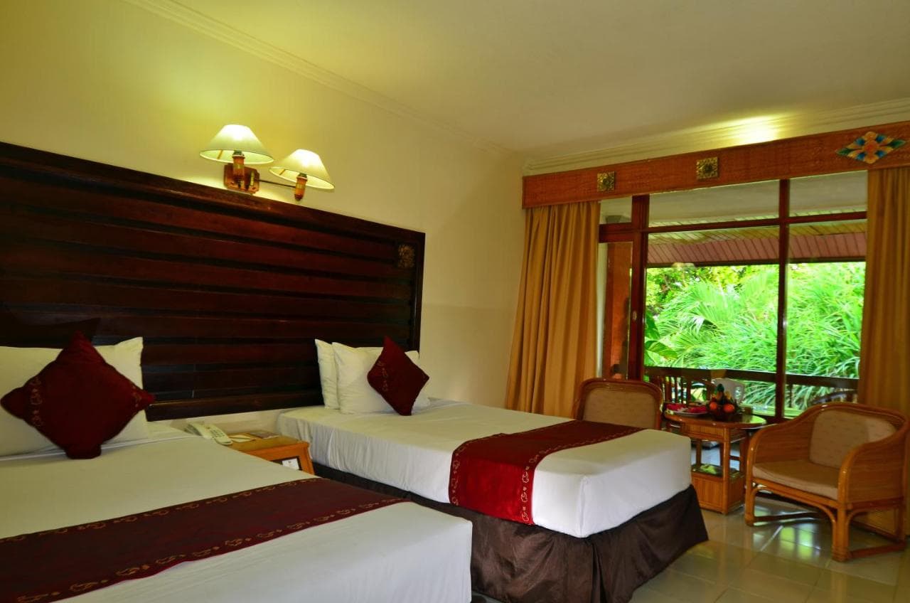 INNA SINDHU BEACH HTL & RESORT