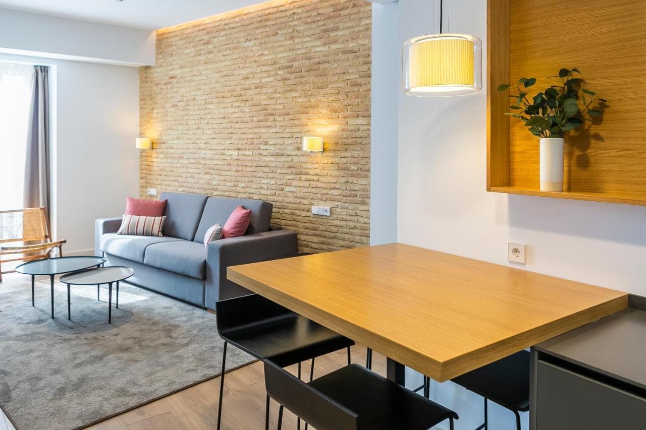 AQUITANIA HOME SUITES