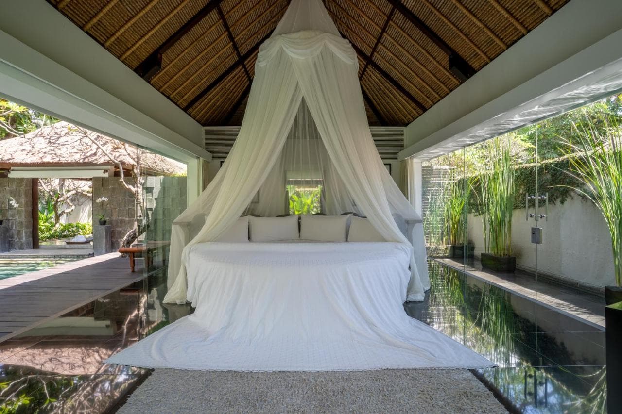 KAYUMANIS NUSA DUA PRIVATE VILLA & SPA